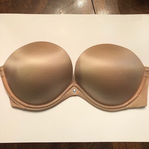 Victoria Secret Very Sexy Strapless Bra. Size 32DD